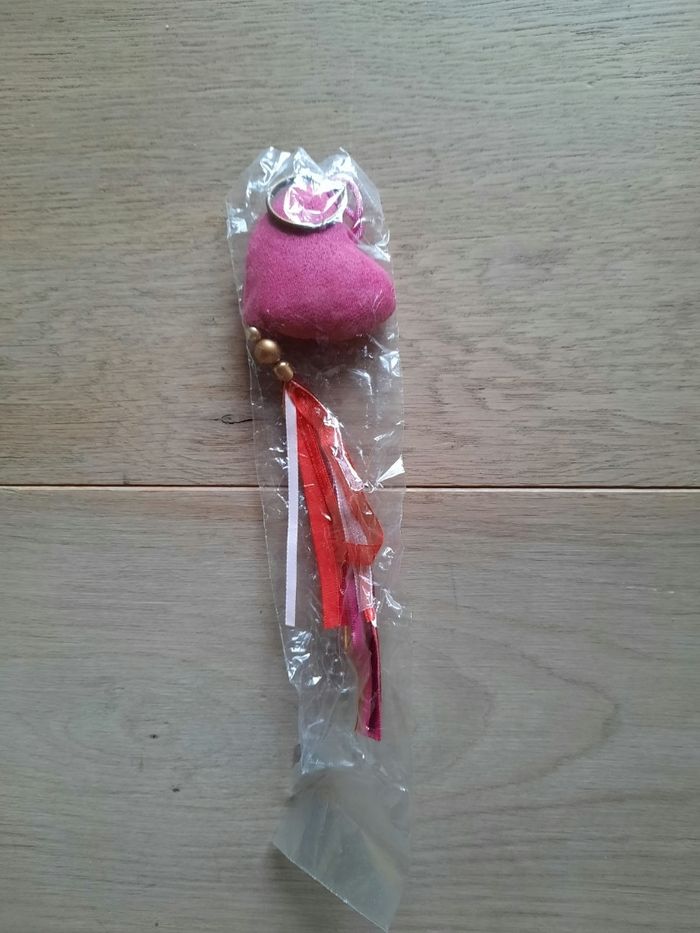 Porte-clés neuf - photo numéro 2