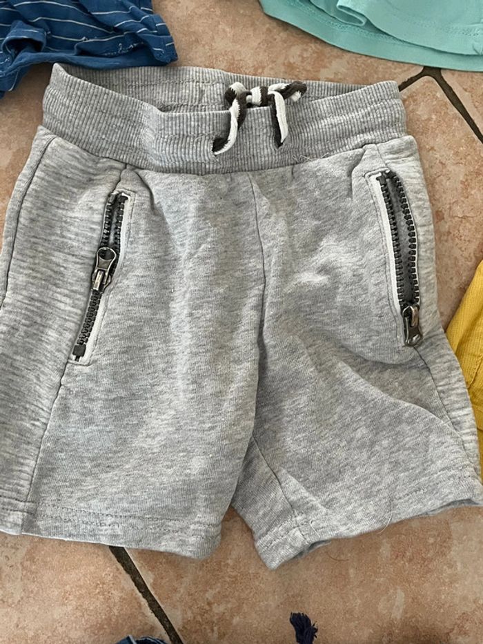 Lot short 3 ans - photo numéro 4