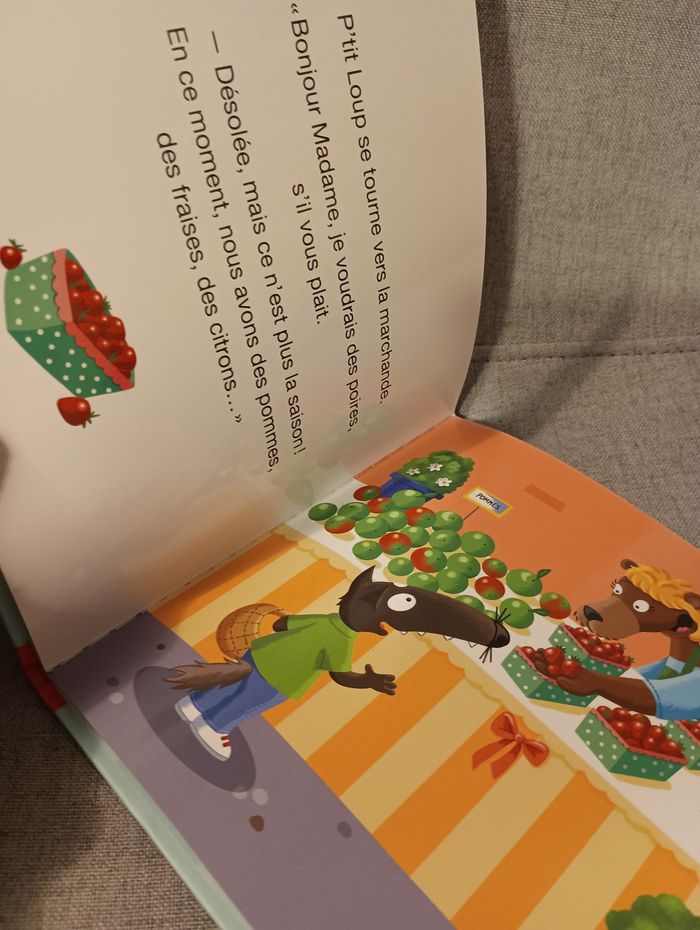 Livre p'tit loup va au marché - photo numéro 4