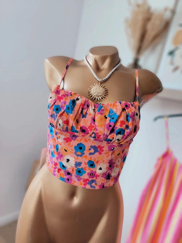 🌸 Haut court fleuri Glamorous - Taille 40 🌸