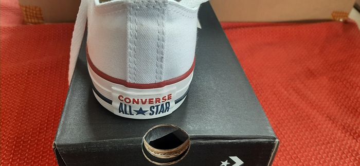 Converse basse blanche - photo numéro 8