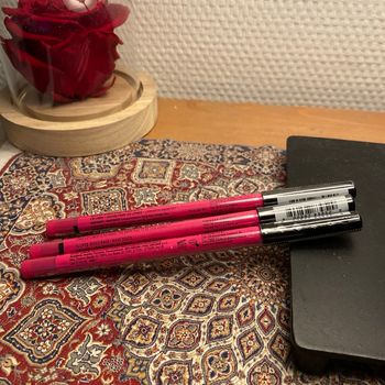 Lot 3 crayons pour lèvres nyx