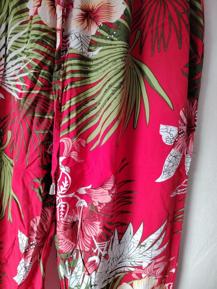 Pantalon fleurie - photo numéro 2