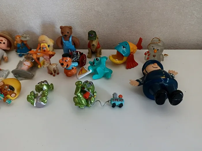 Lot 16 petites figurines - photo numéro 4