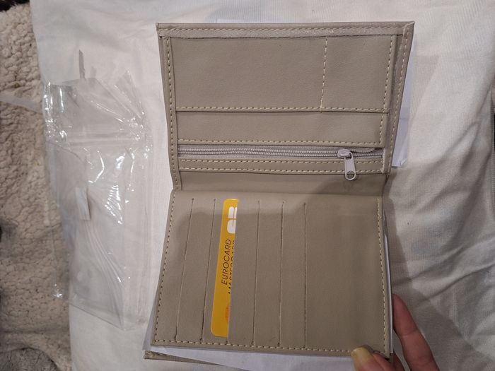 Porte feuille - photo numéro 4