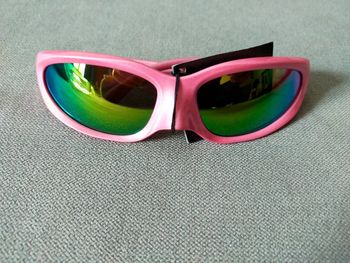 Lunettes de soleil rose effet miroir – UV400 catégorie 3 – mixte