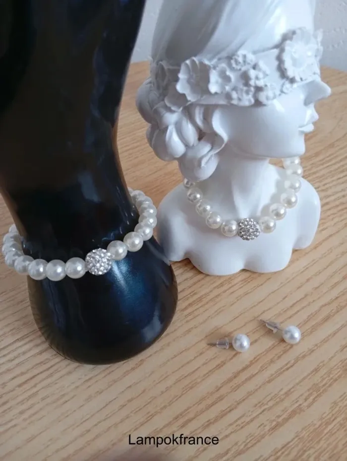 Solde 💝 Ensemble collier en perles blanches bracelet rpt boucles d'oreilles fantaisie chic classe