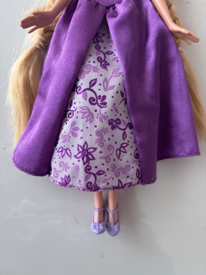 Poupée Raiponce Disneystore - photo numéro 2