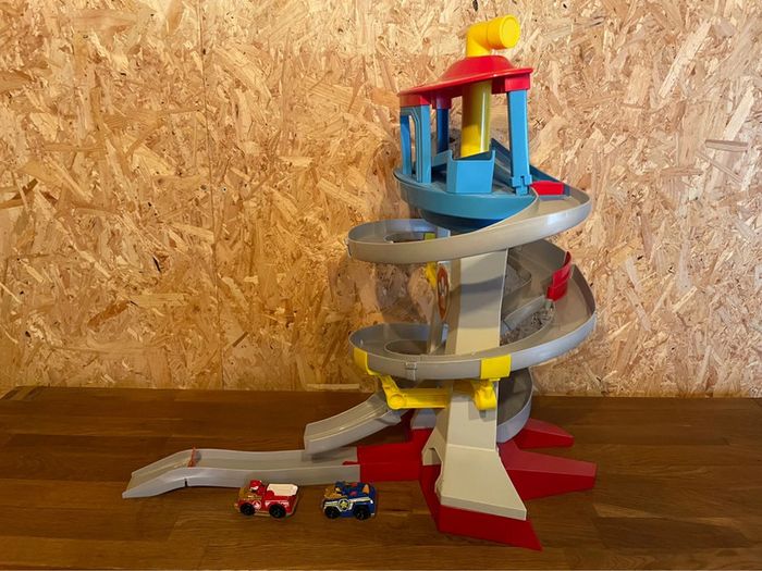 Idée cadeau 🎁 Jouet Grande Tour de contrôle True métal de la Pat Patrouille avec Chase et Marcus - photo numéro 4