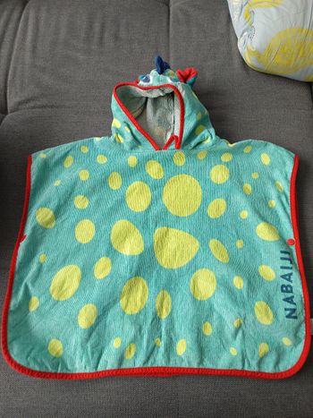 Poncho de bain decathlon 1/3 ans tbe