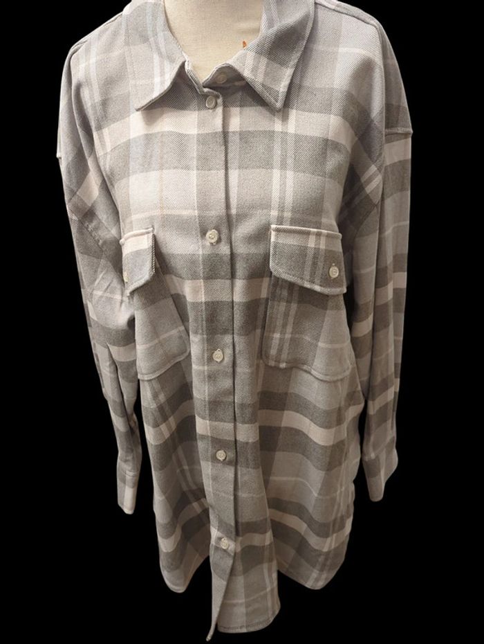 chemise H&M gris taille L