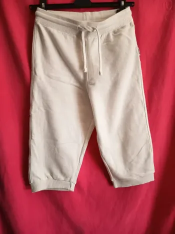 Pantalon court sport enfant. Marque Neutral (E001)