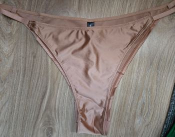 Tanga effet satiné
