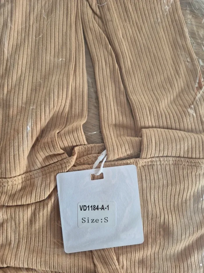 Top Court Taupe Femme Taille S/36 - photo numéro 3