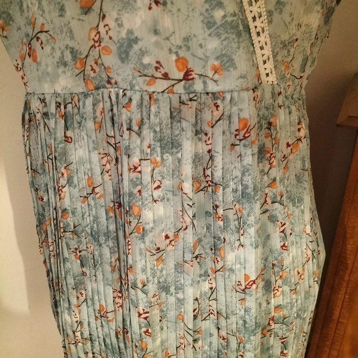 Robe plissée - photo numéro 3