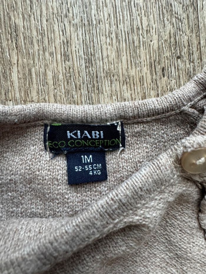 Lot ensemble gilet et 2 pantalons 1 mois - photo numéro 6