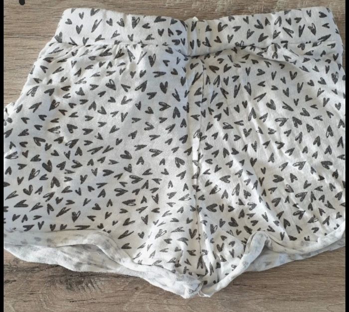2 shorts - photo numéro 7
