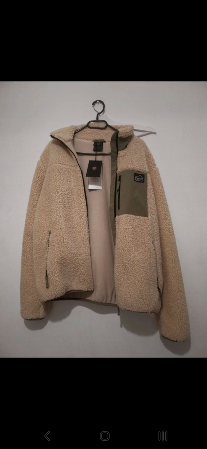Manteau polaire hiver sherpa crème / kaki Modèle Walnut