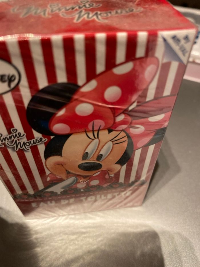 Parfum Minie Mouse  neuf encore emballé - photo numéro 3