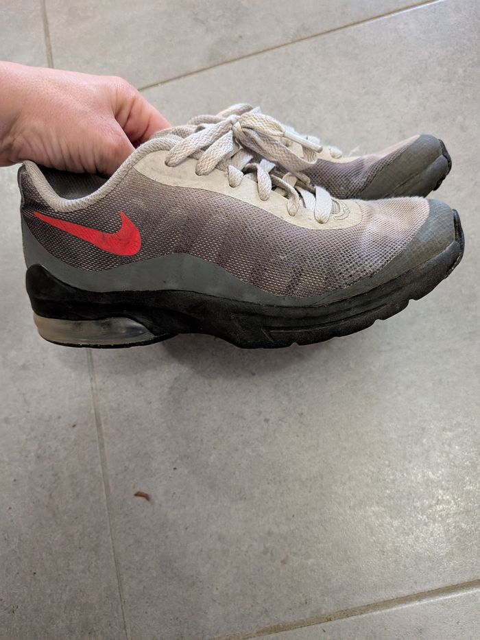 Basket Nike enfant taille35.5 - photo numéro 2