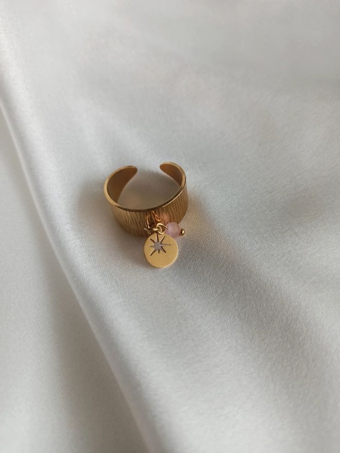 Bague en acier inoxydable ajustable doré très tendance