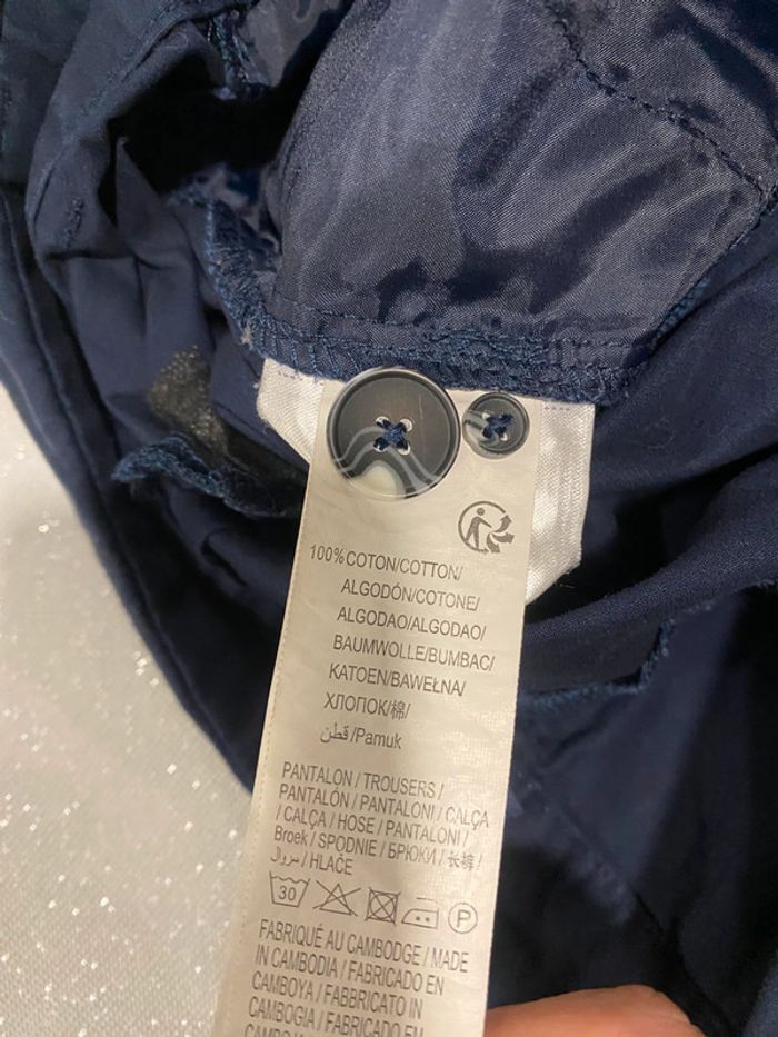 Joli pantalon marine Kiabi taille 42 - photo numéro 9