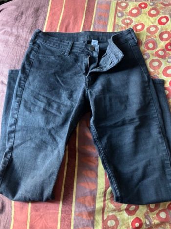 Jean gris noir