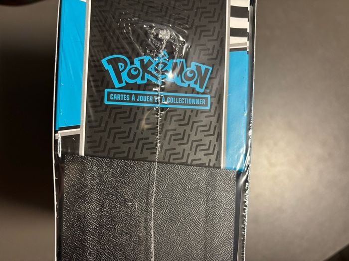 ETB Pokémon Foudre Noire NEUF - photo numéro 7