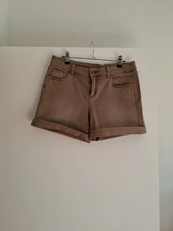 Short en jean kaki - 38 - excellent état