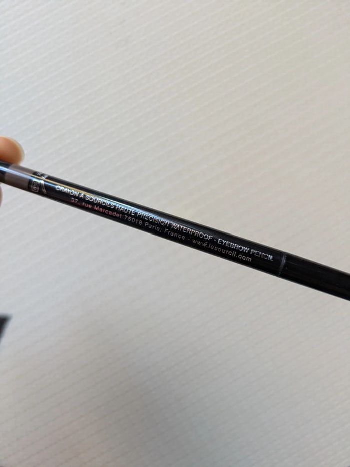 Crayon à sourcils - le sourcil - photo numéro 3