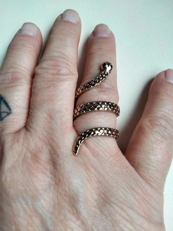 Bague serpent en métal doré 17mm