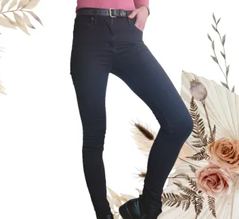 Jean Levi's 721 high rise skinny 26 x 32