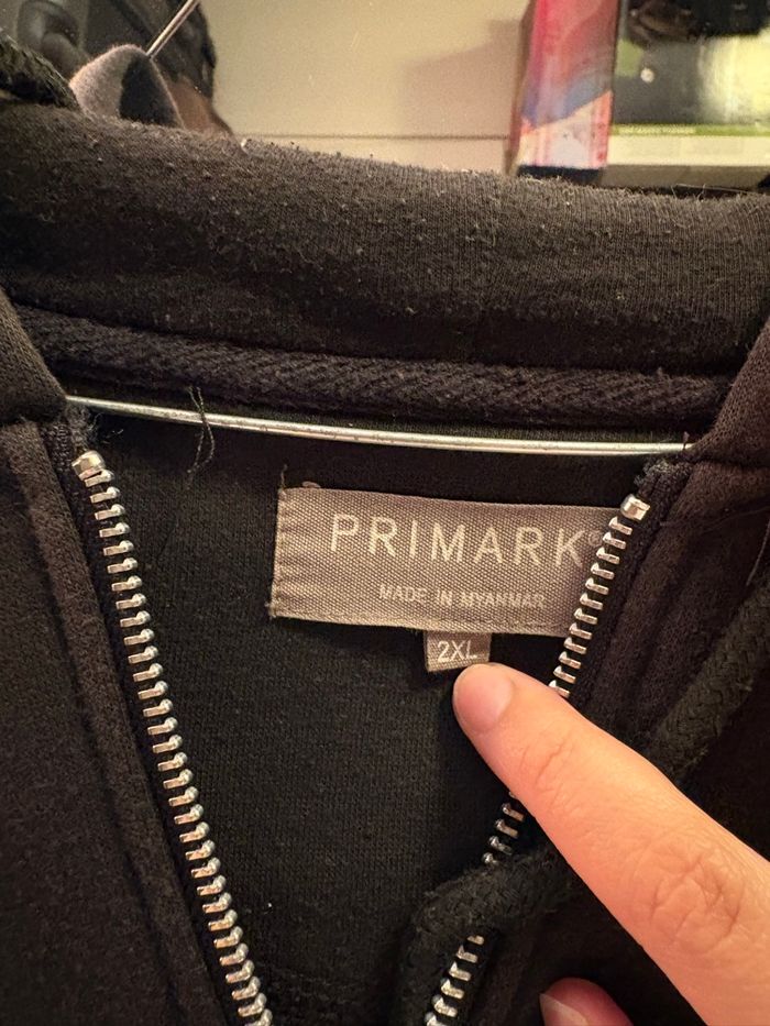 Pull à capuche - photo numéro 3