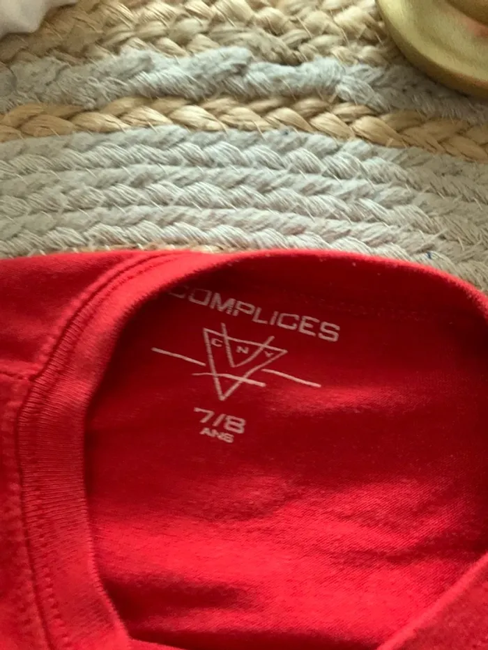 T-shirt rouge - photo numéro 4