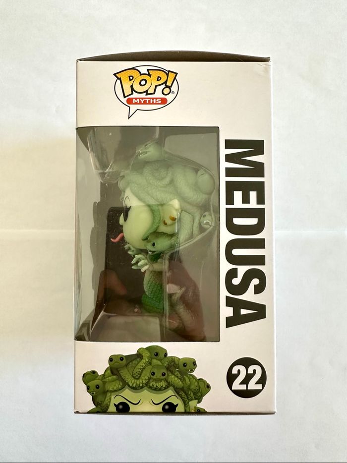 Figurine Funko Pop Medusa numéro 22 Myths - photo numéro 2