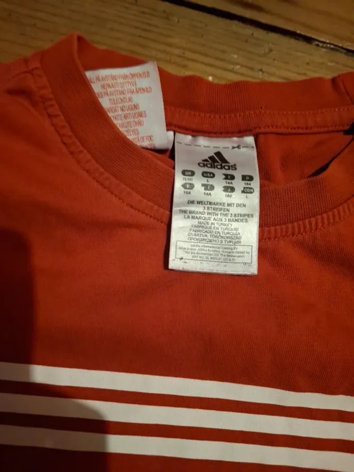 Tshirt taille 14 ans - photo numéro 3