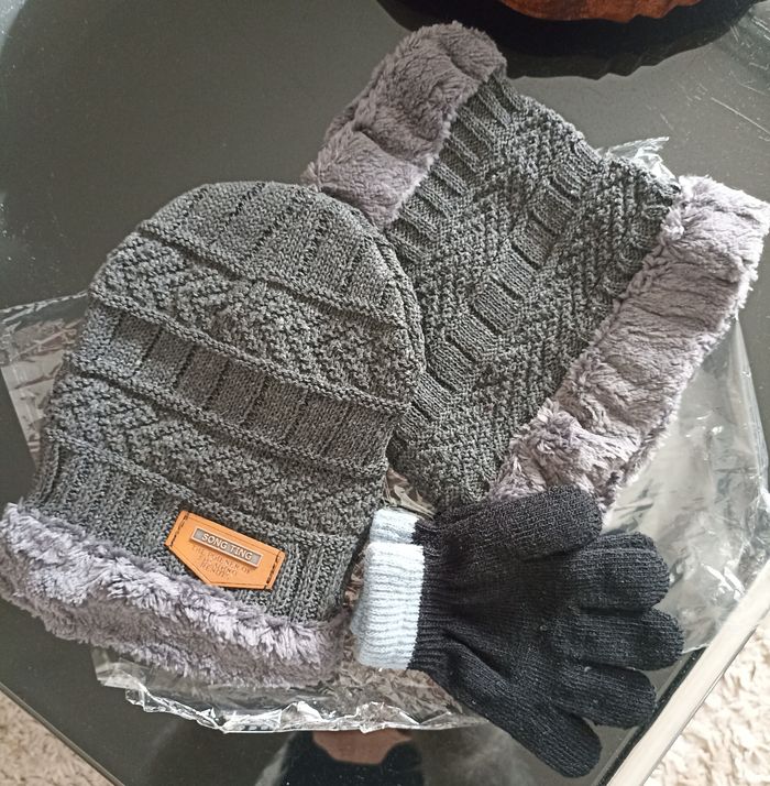 Ensemble Hiver 3-en-1 – Chaud, Stylé et Complet ! - photo numéro 2