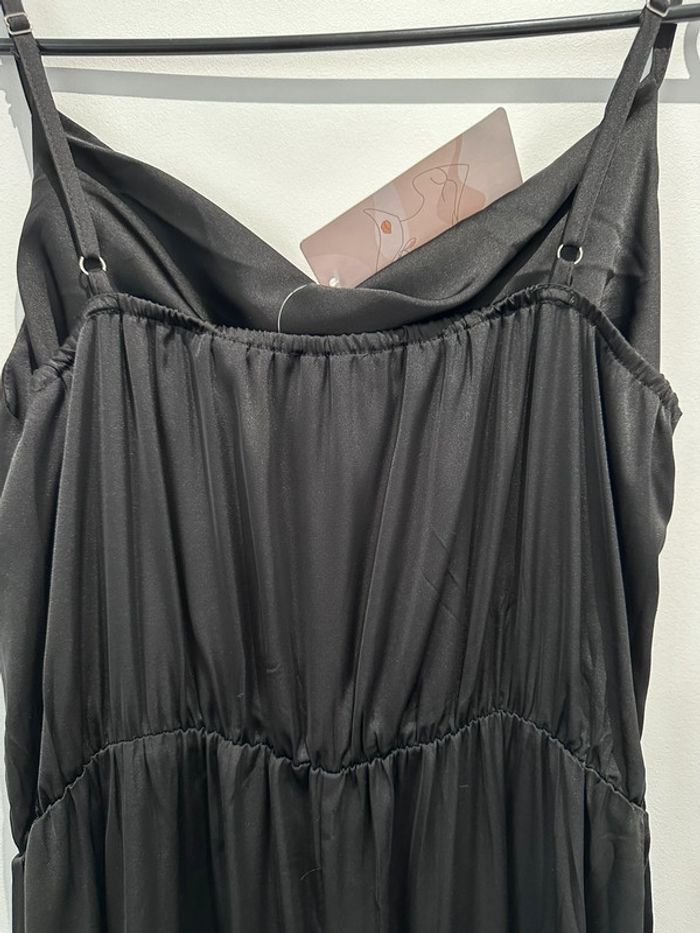 Robe noire - photo numéro 10
