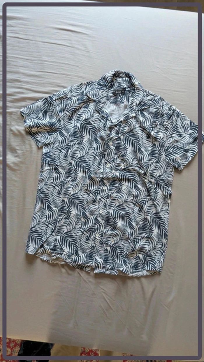 Chemise d'été taille S homme - photo numéro 2