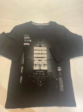 T-shirt noir à manches longues