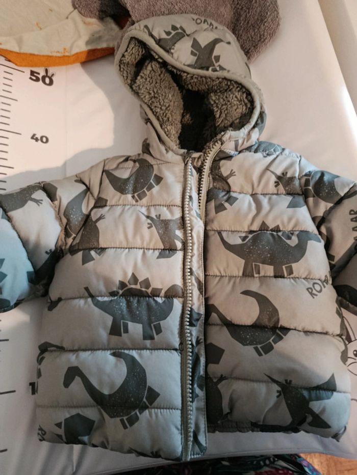 Manteau doudoune hiver 9 mois