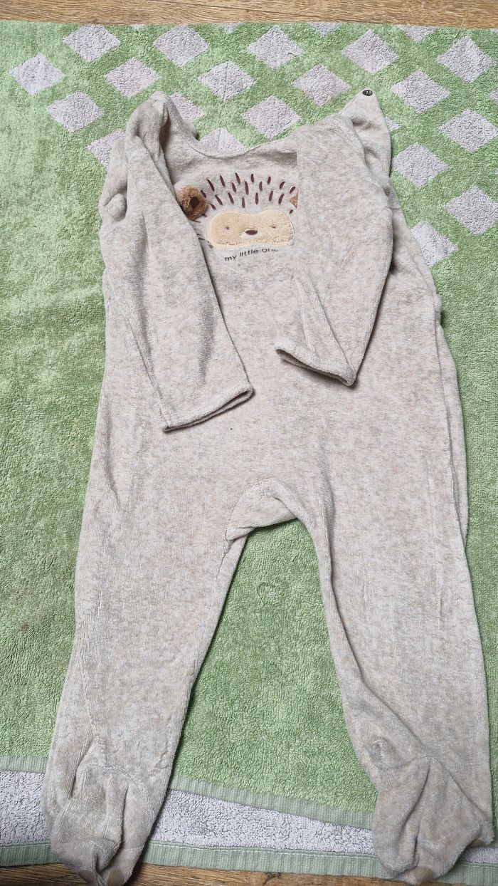 Lot vêtements 12 mois - photo numéro 9