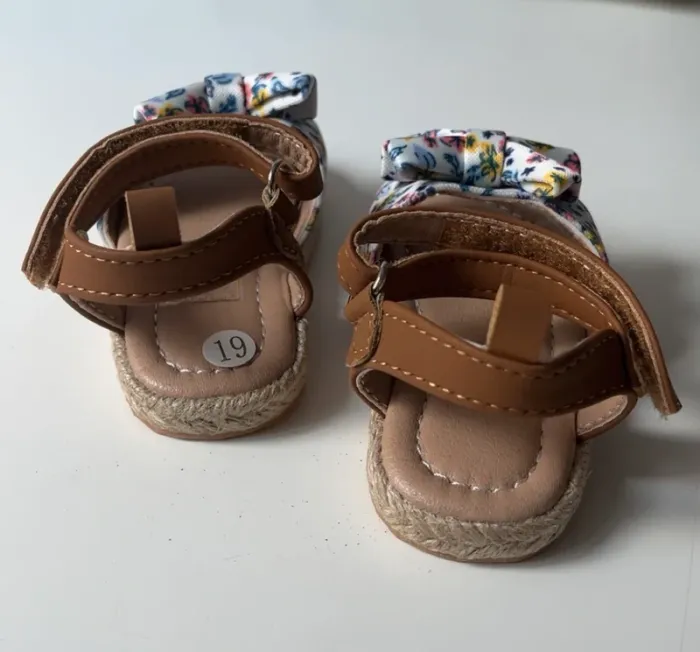 Sandales bébé fille - photo numéro 2