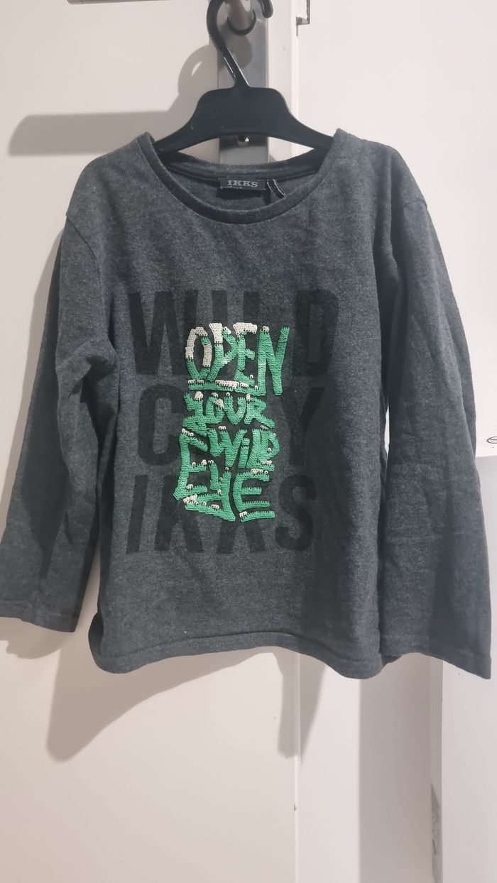 T shirt ikks enfants taille 5 ans