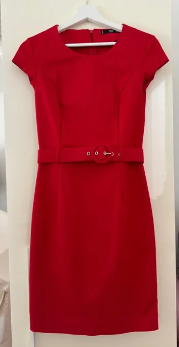Robe rouge mango