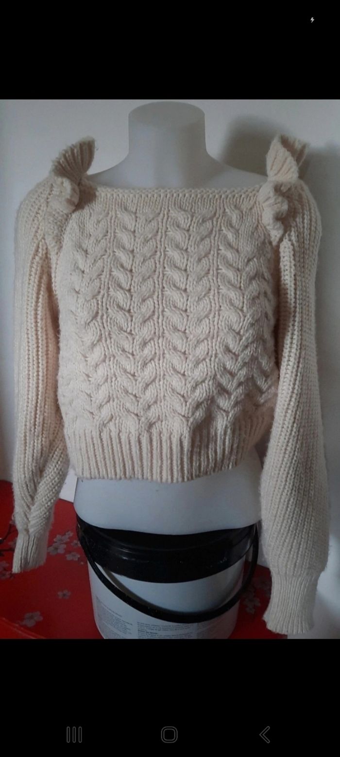 Pull en laine avec manches longues ballons de chez zara - photo numéro 2