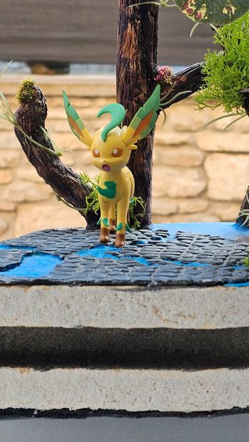 Super figurine Pokemon Nintendo Phyllali