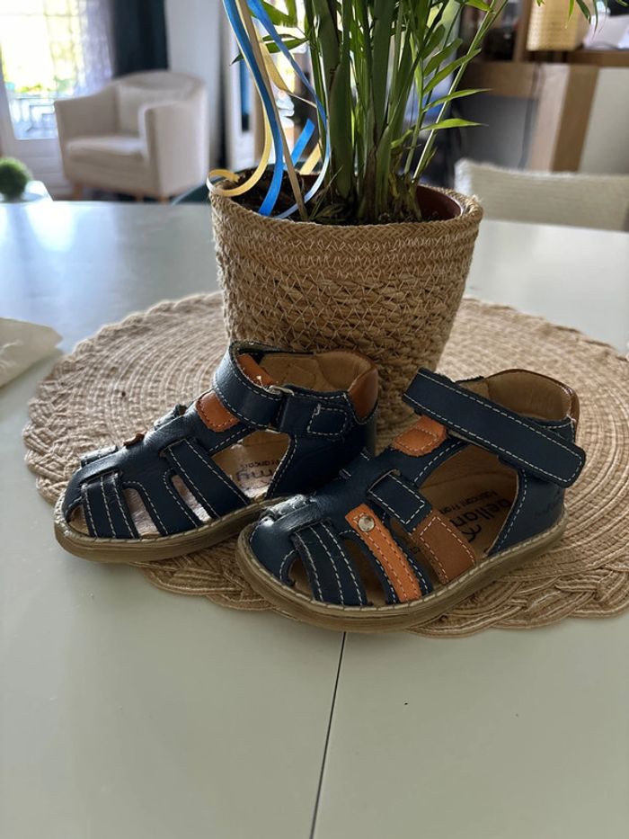 Sandales scratchées cuir bleu marine T20 - photo numéro 2