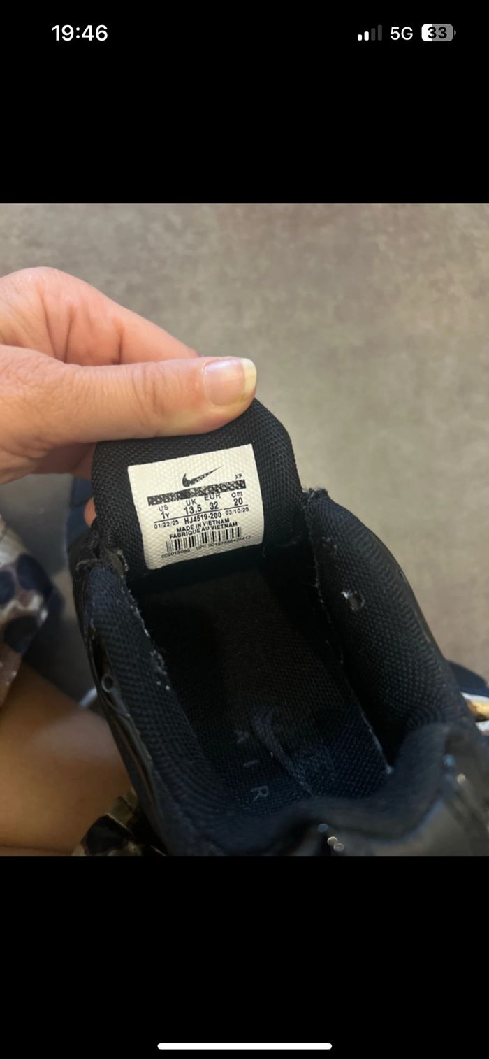 Basket Nike tn noir 32 - photo numéro 6