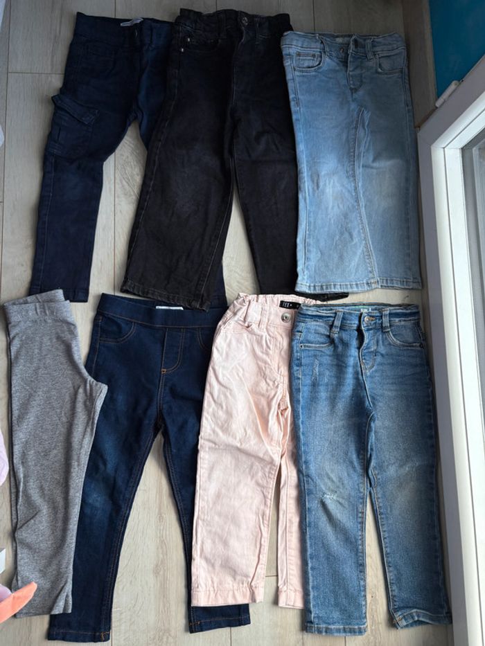 Lot de jean et pantalon